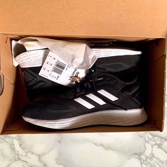 Adidas Duramo 10 K Black White Kids Running Shoe SIZE 3US NWT - Picture 10 of 11